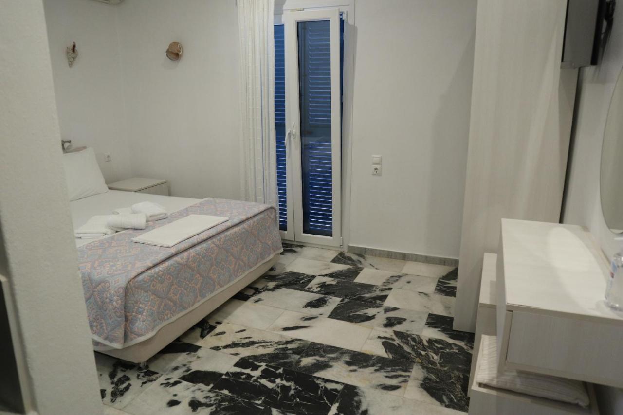 Anna'S Place Rooms Ираклия Екстериор снимка