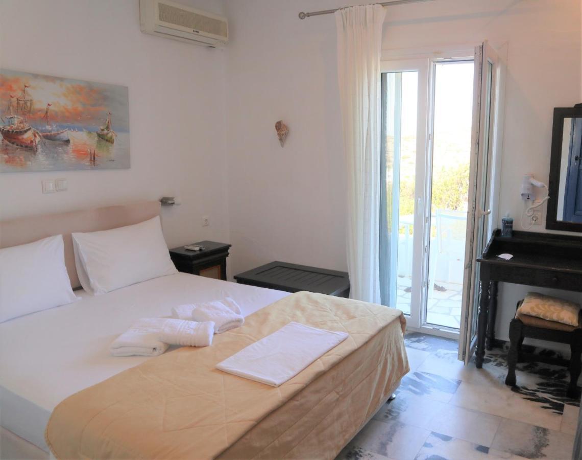 Anna'S Place Rooms Ираклия Екстериор снимка