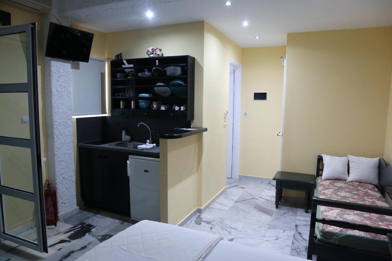 Anna'S Place Rooms Ираклия Екстериор снимка